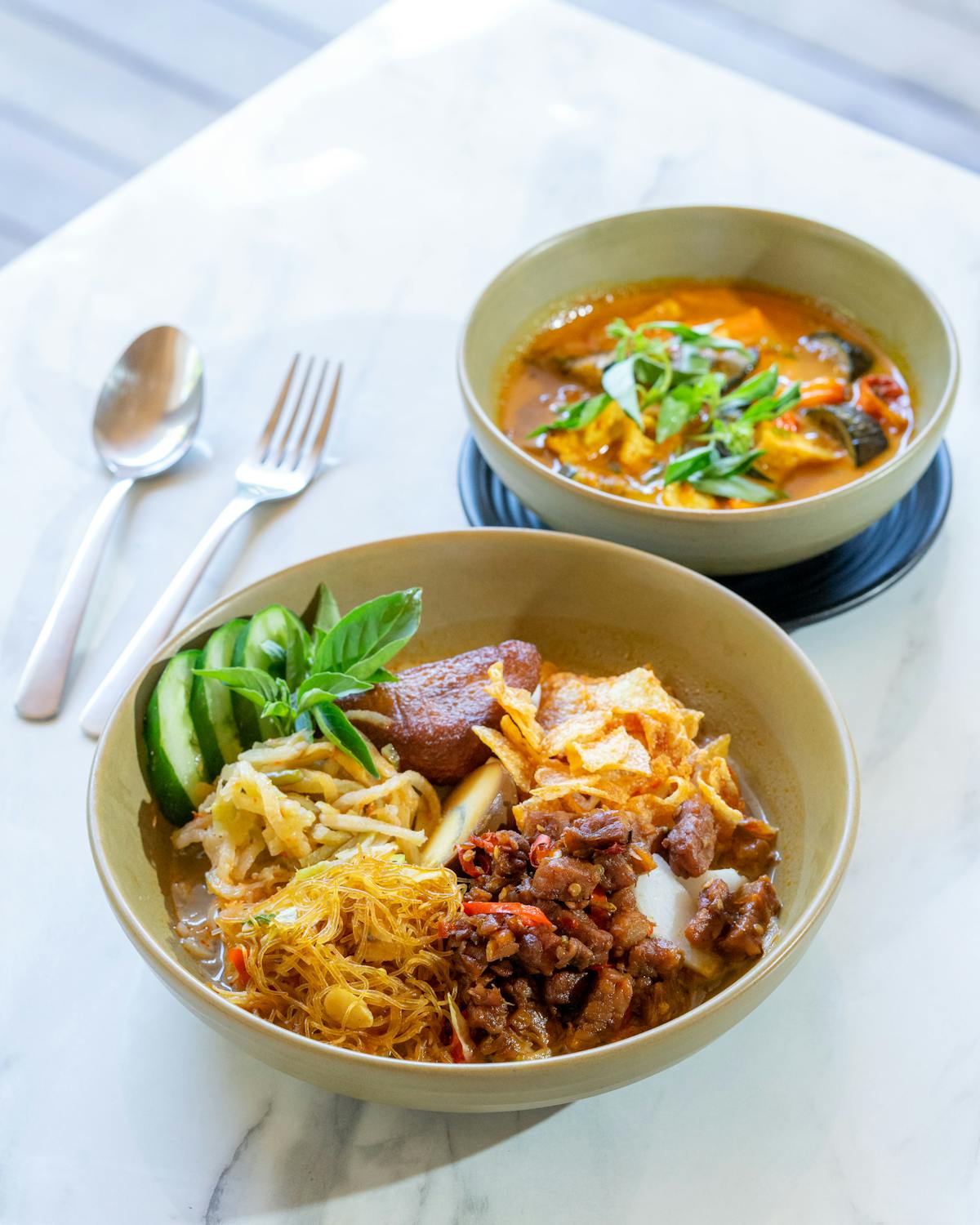 Live in Bali on $1,000 a month warung meal nasi campur