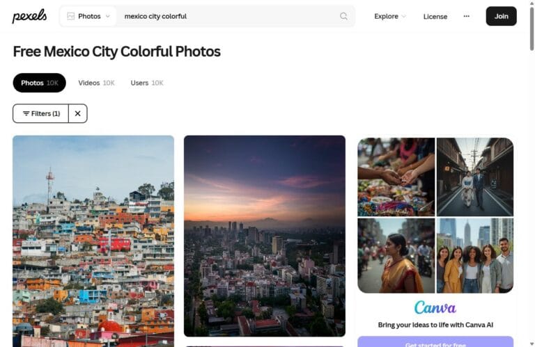 Living in Mexico for a month - colorful hillside homes in Mexico City for American expats