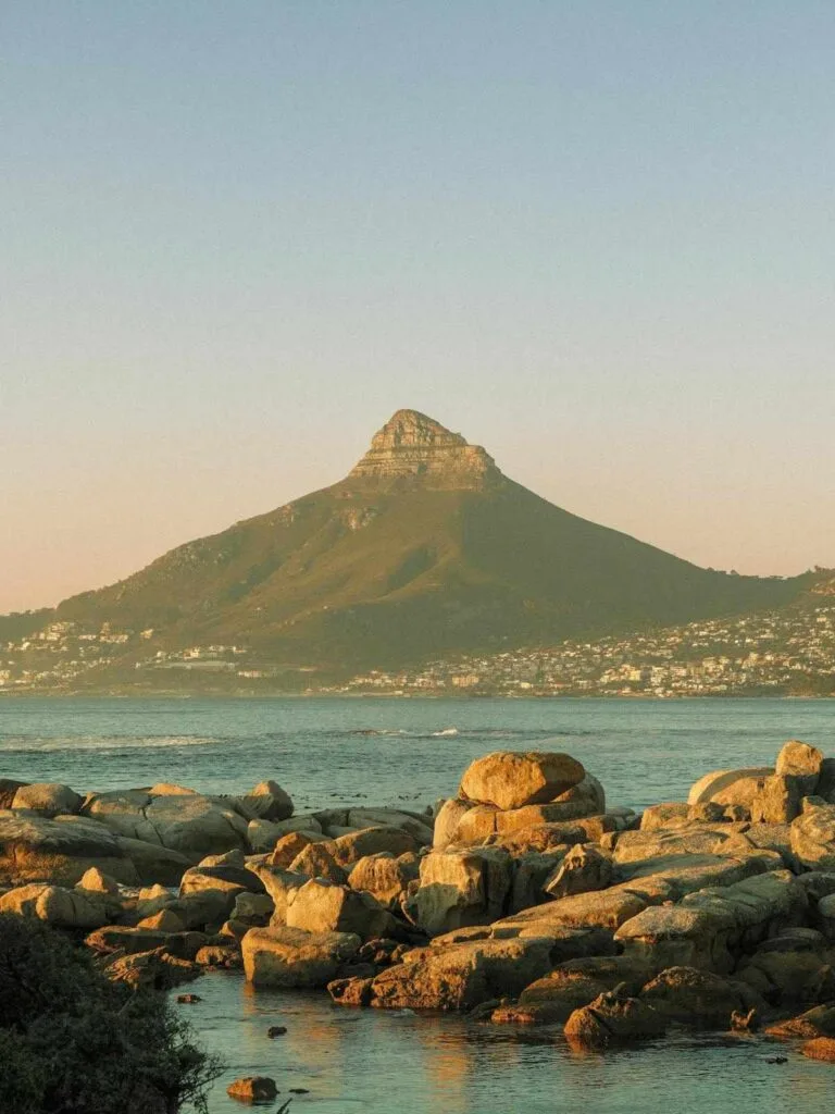 90 Days in South Africa: Complete 2026 Guide for Americans 2 90 days in South Africa Cape Town cityscape expat guide