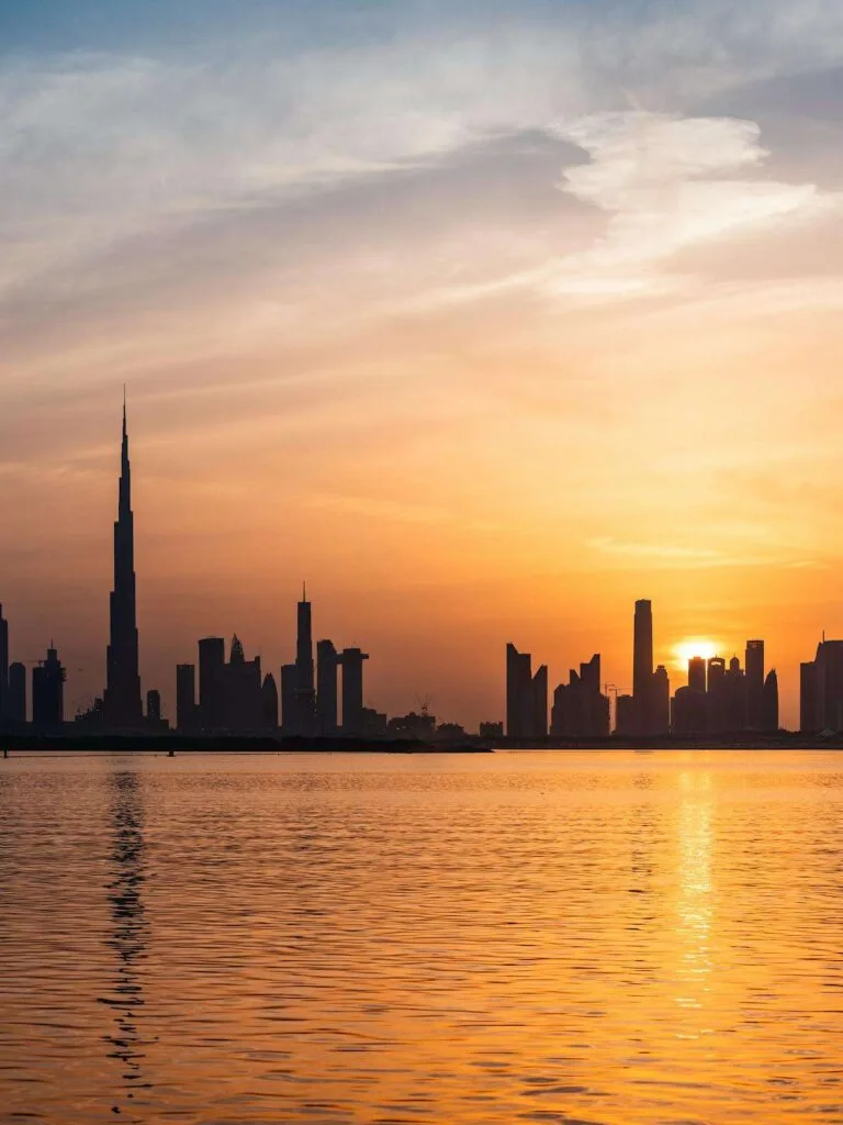 90 days in Dubai skyline view expat guide for Americans 2026