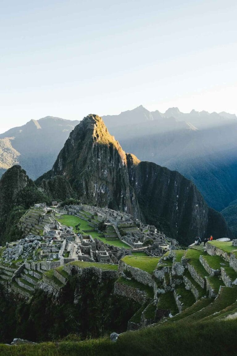 Moving to Mexico as an American: 9 Surprises & Tips (2026) 16 Mexico City skyline and street life for Americans moving to Mexico
