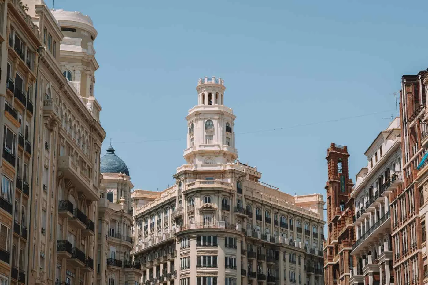 Historic neoclassical architecture in central Valencia Spain, where American expats compare neighborhood rents